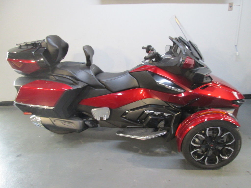 2022 Can-Am Spyder RT Limited Dark Wheels SPYDER RT LIMITED DARK WHEELS in Lewis Center, OH