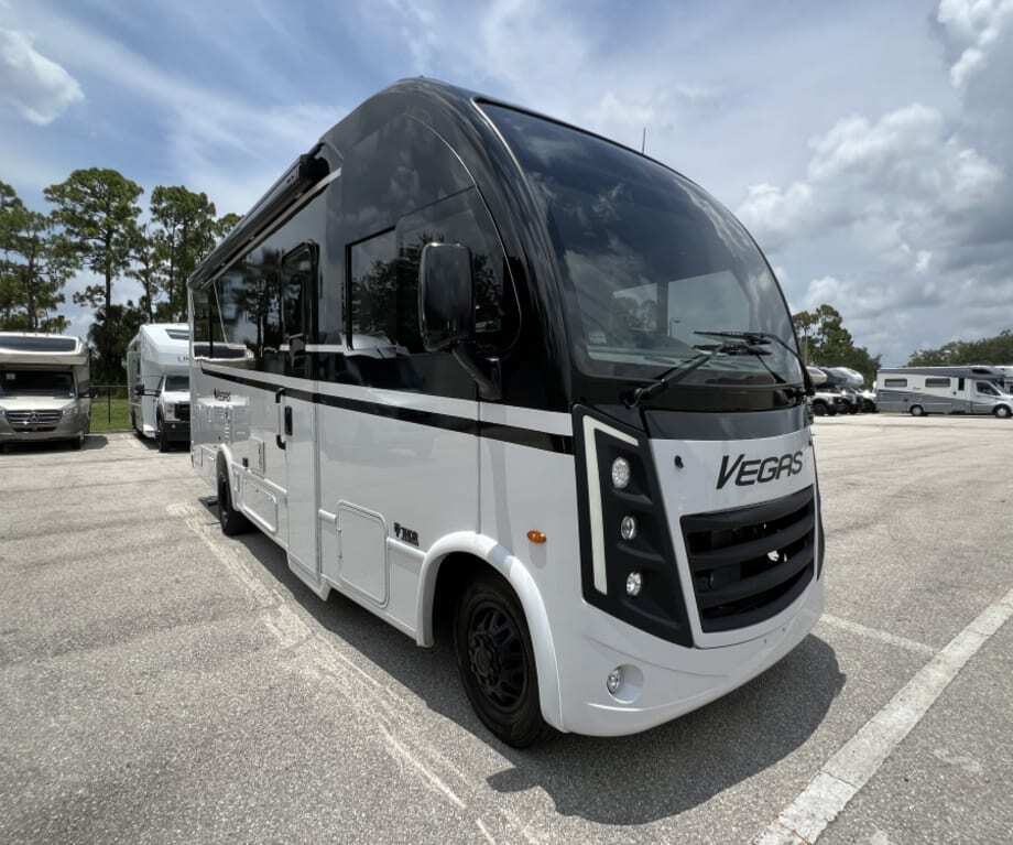 2026 Thor Motor Coach VEGAS 26.2 in fort myers FL