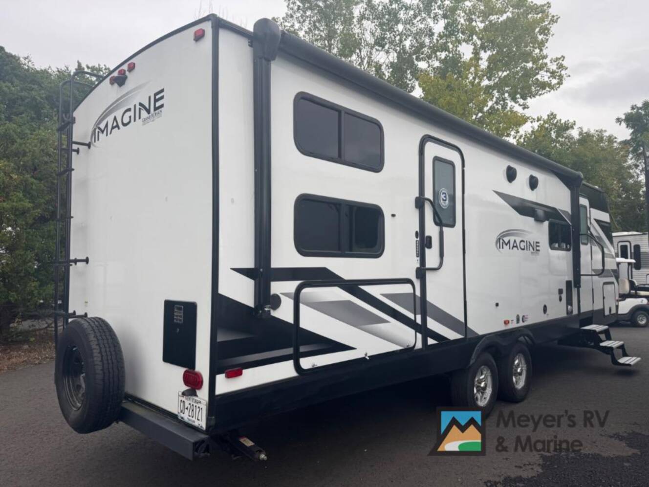 A photo of this 2022 Grand Design Imagine 2800BH