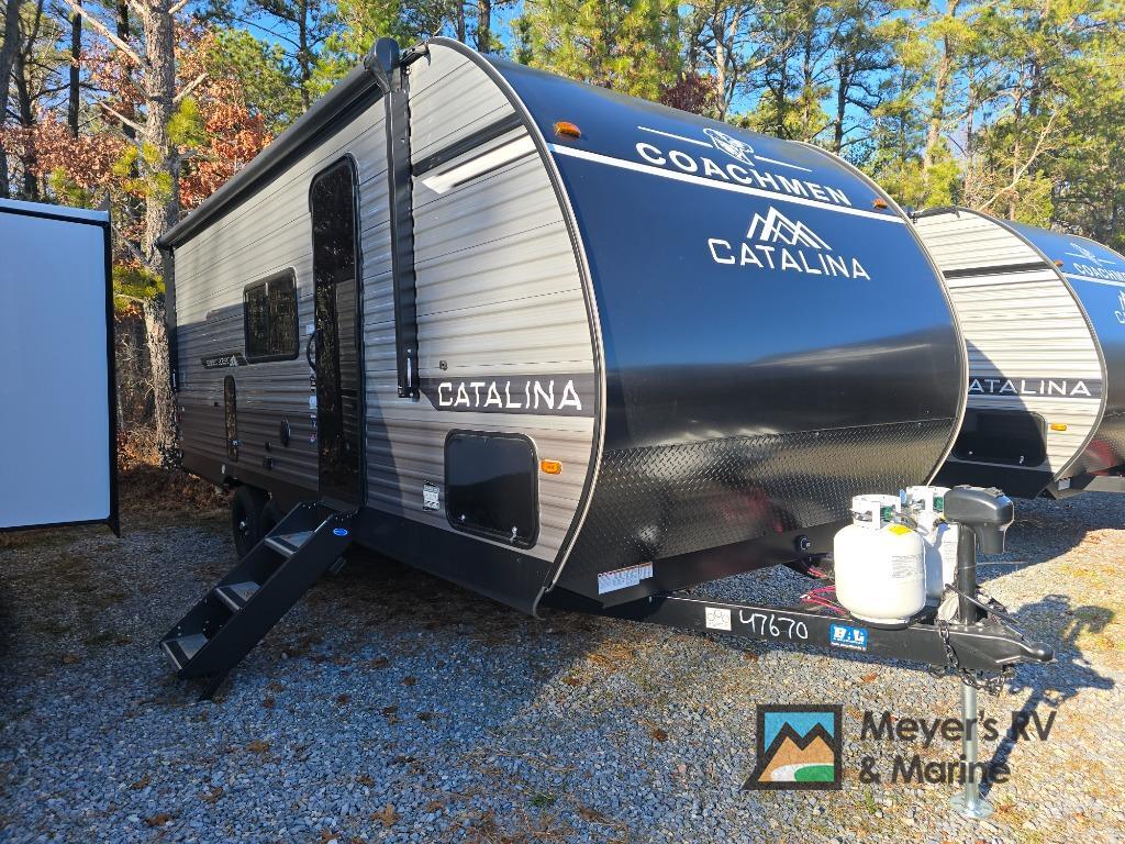 2026 Coachmen Rv Catalina Summit Series 8 221MKE in egg harbor city NJ