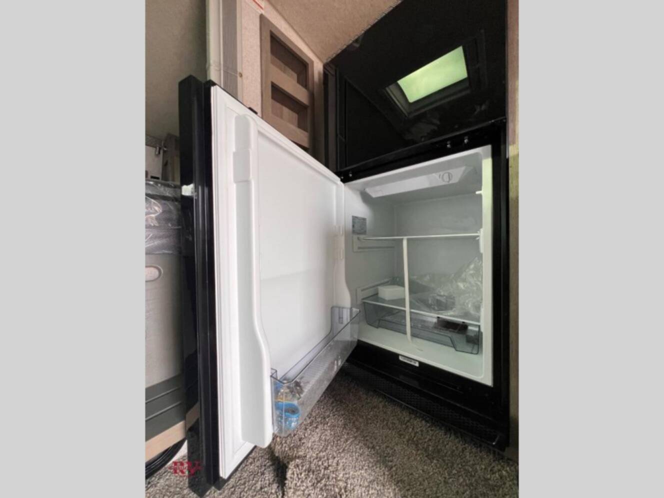 A photo of this 2027 Northwood Arctic Fox Camper 811