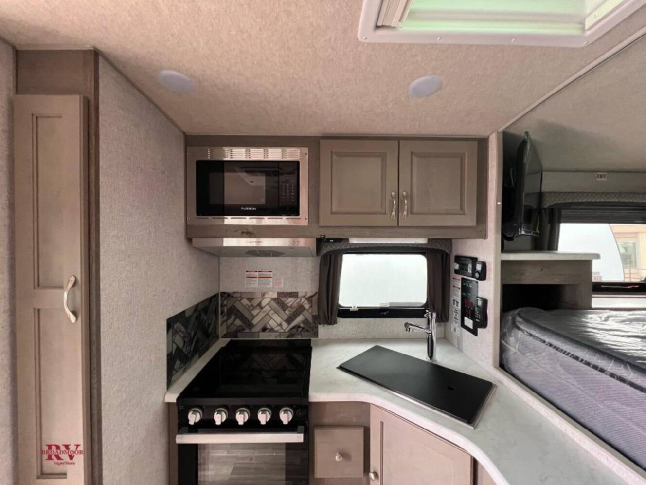 A photo of this 2027 Northwood Arctic Fox Camper 811