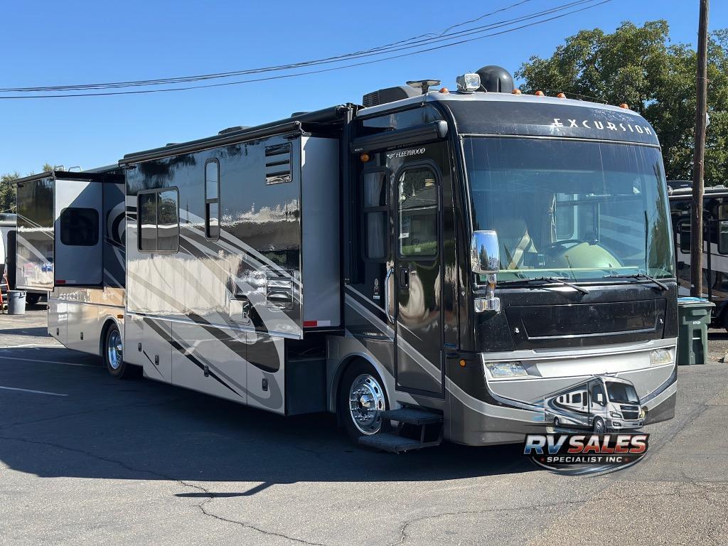 2008 Fleetwood Rv Excursion 40X in davis CA