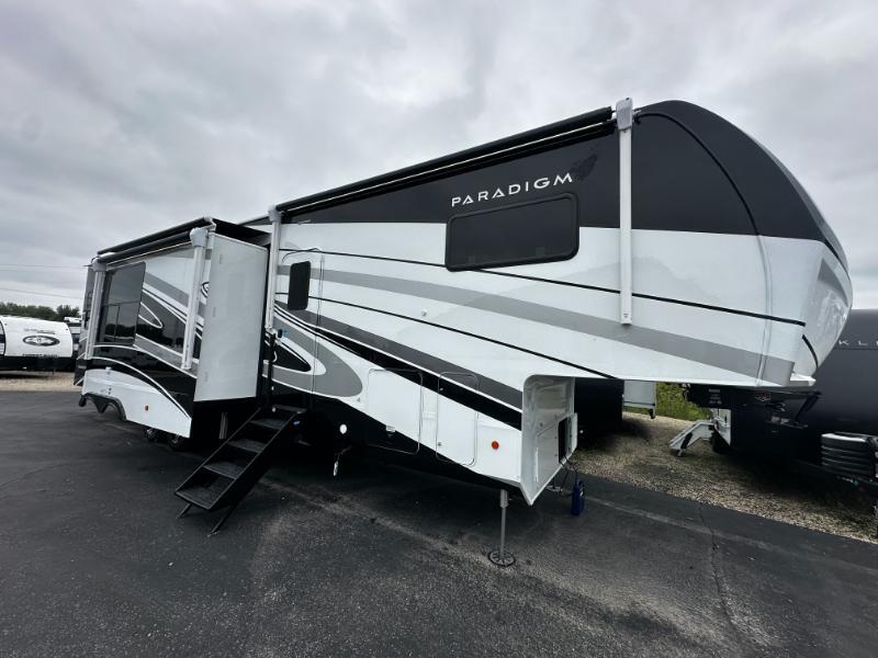 2027 Alliance Rv Paradigm 395DS in suamico WI