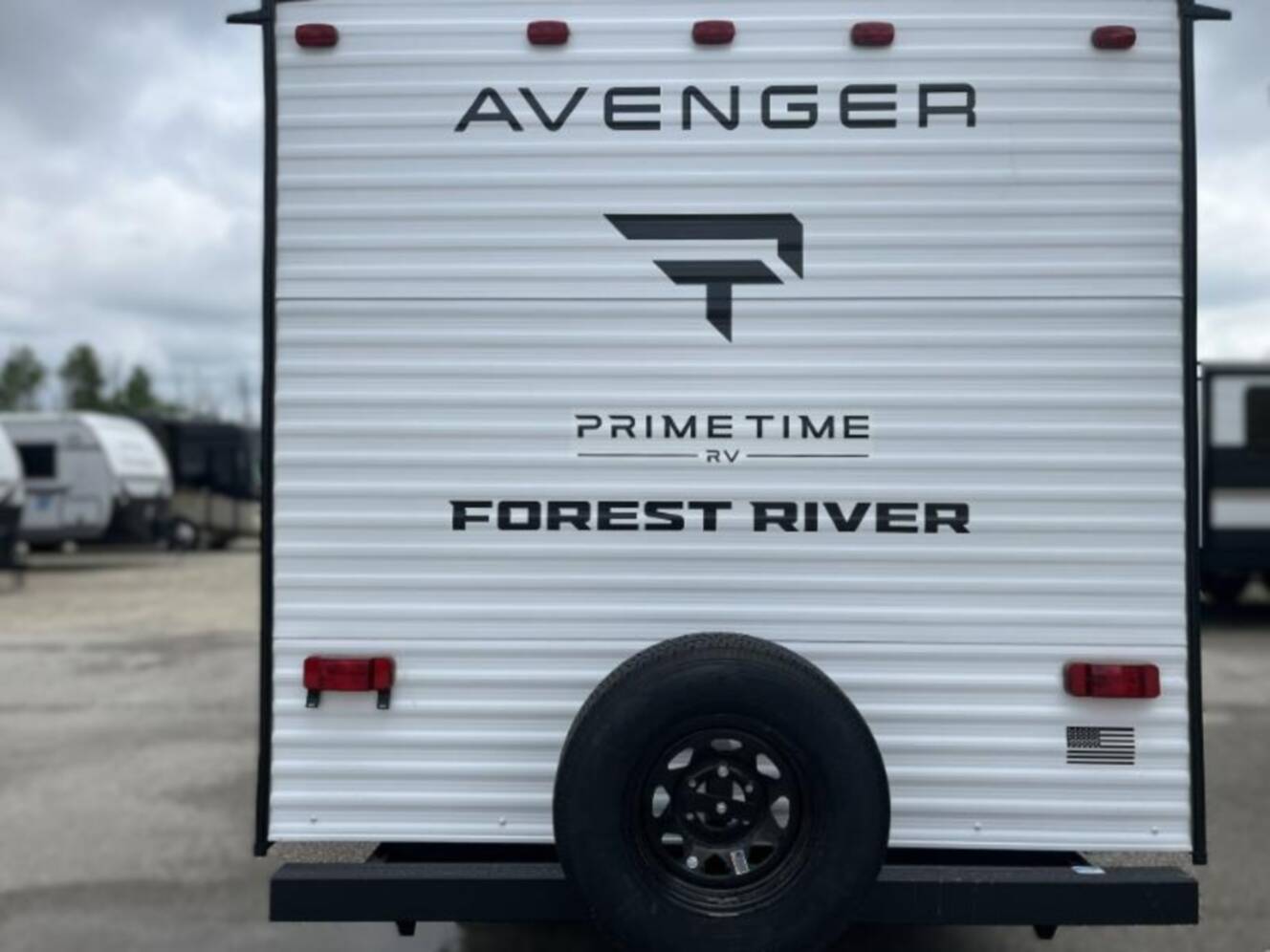 A photo of this 2027 Prime Time Avenger LT 17DBX