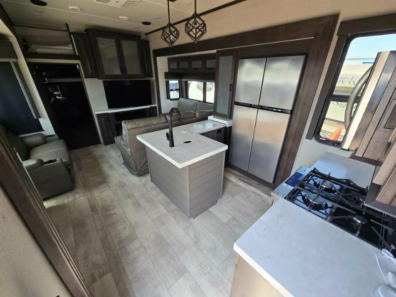 2022 Grand Design Momentum M-Class 395MS in neenah WI
