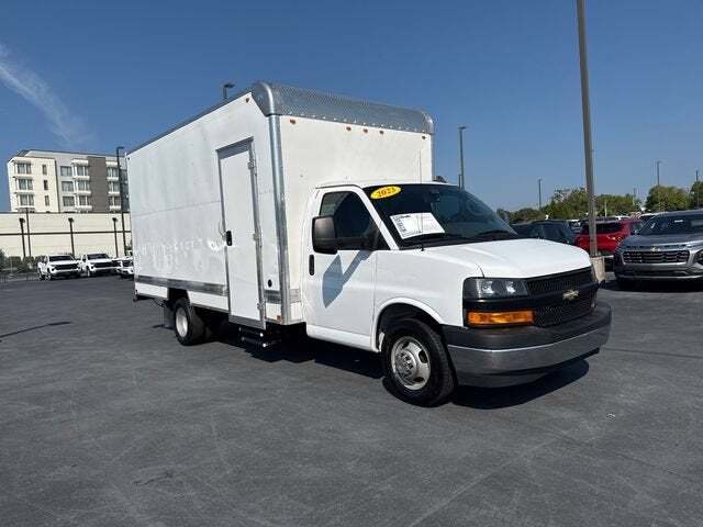 2023 CHEVROLET Express Cutaway 3500 in Knoxville, TN