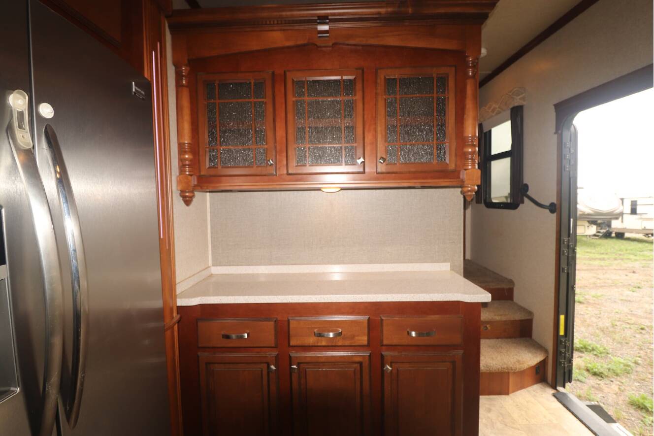 A photo of this 2018 Heartland BIGHORN 3575EL