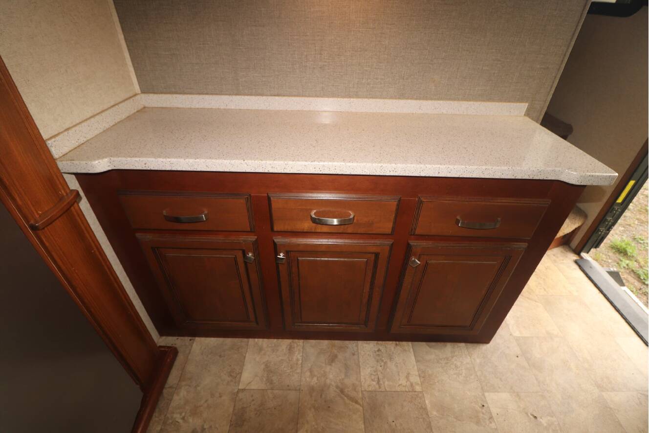 A photo of this 2018 Heartland BIGHORN 3575EL