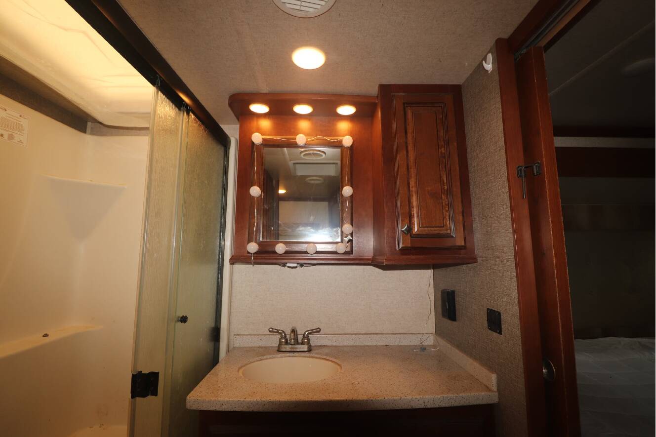 A photo of this 2018 Heartland BIGHORN 3575EL