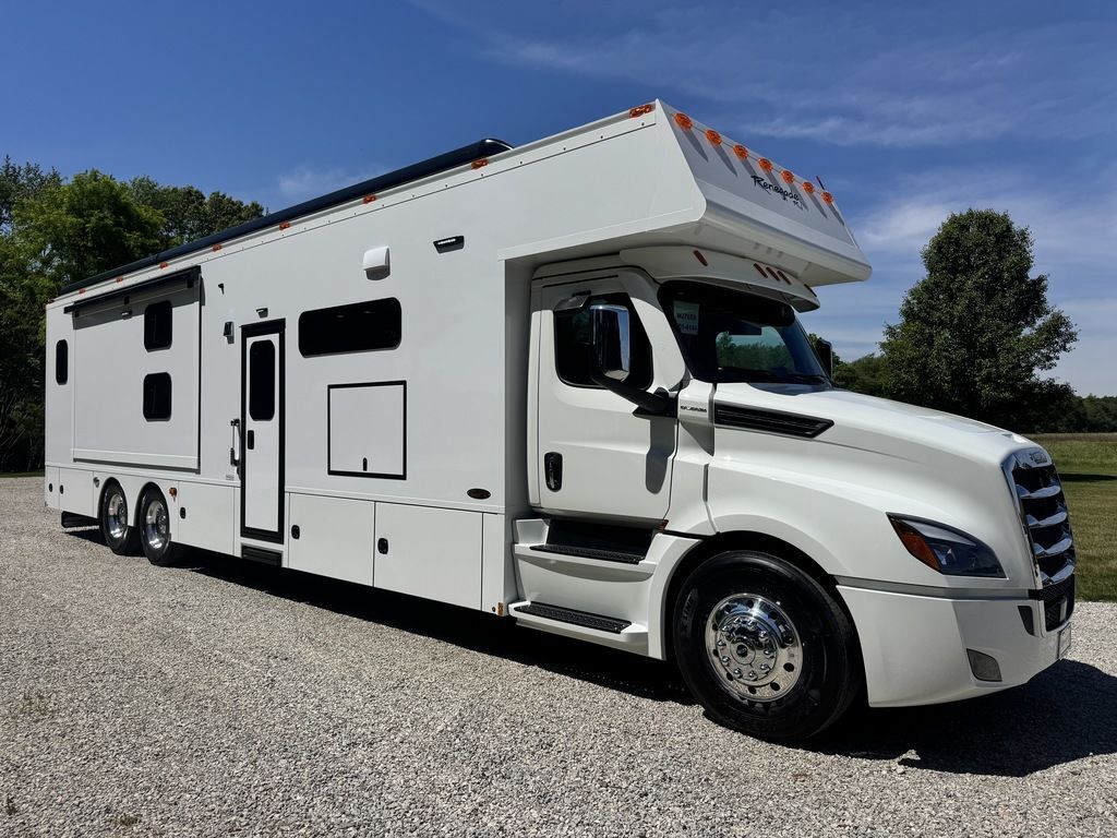 2027 Renegade Classic 45CBF in wolfforth TX