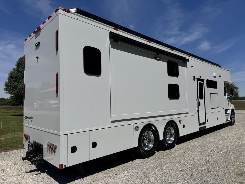 2027 Renegade Classic 45CBF in wolfforth TX
