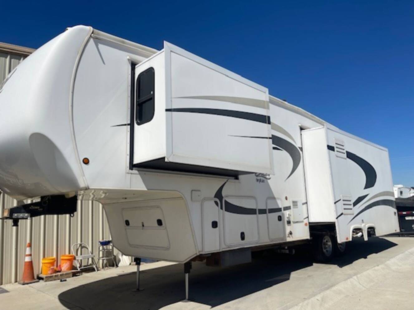 A photo of this 2015 Peterson Excel M-34IKE