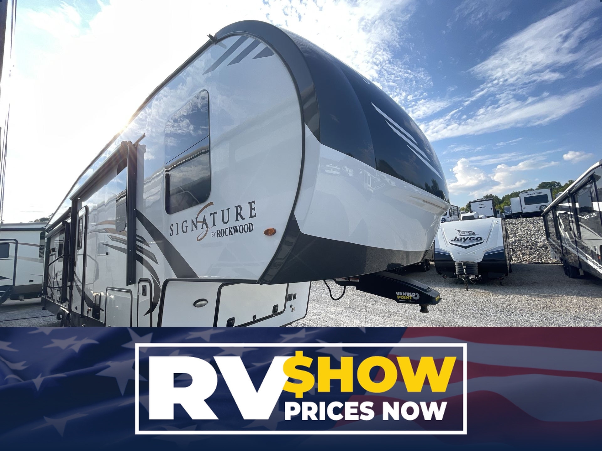 2020 Forest River Rockwood Signature Ultra Lite FW 8288SB in alcoa TN