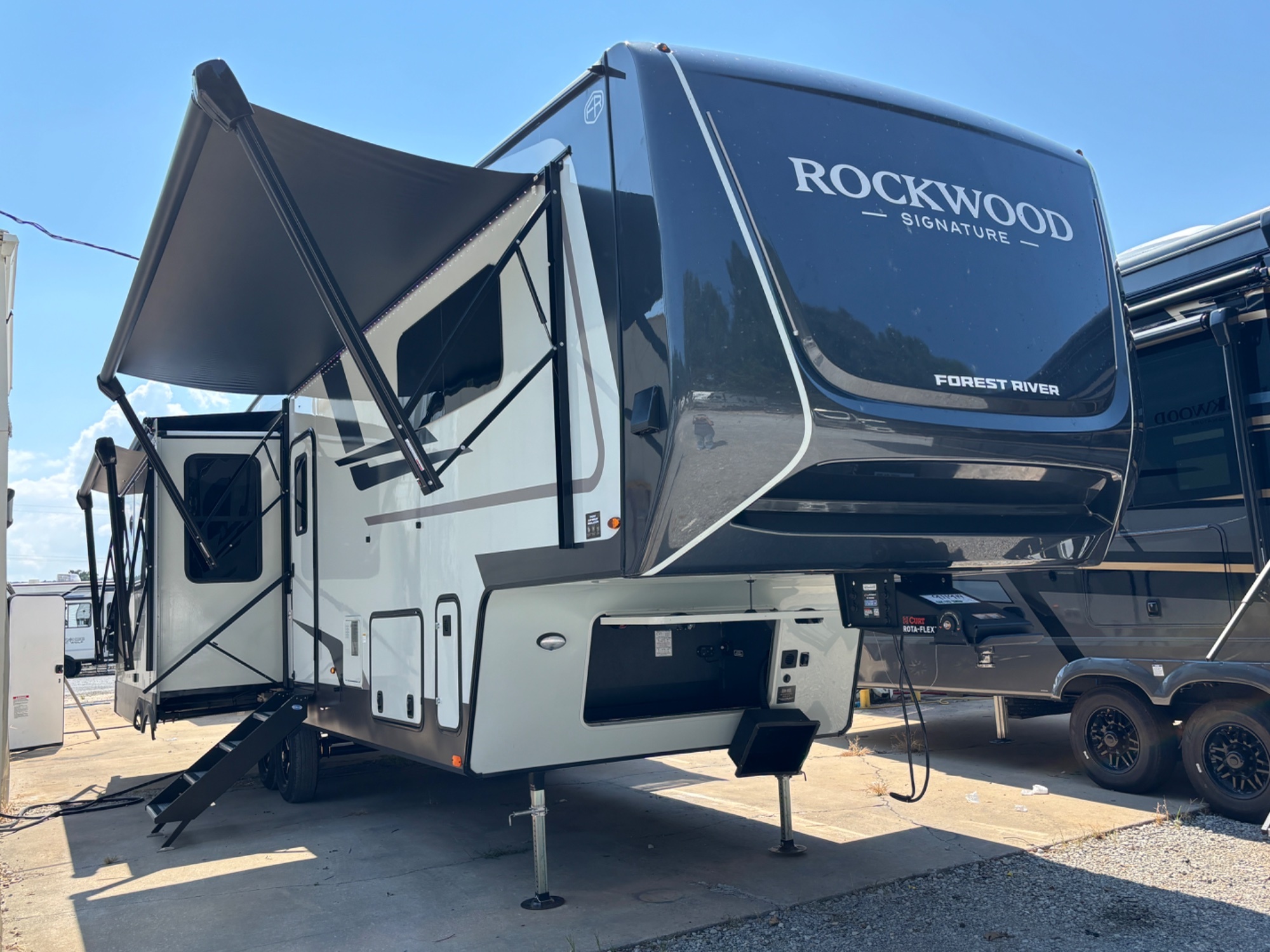 2027 Forest River Rockwood Signature 371RK in decatur AL