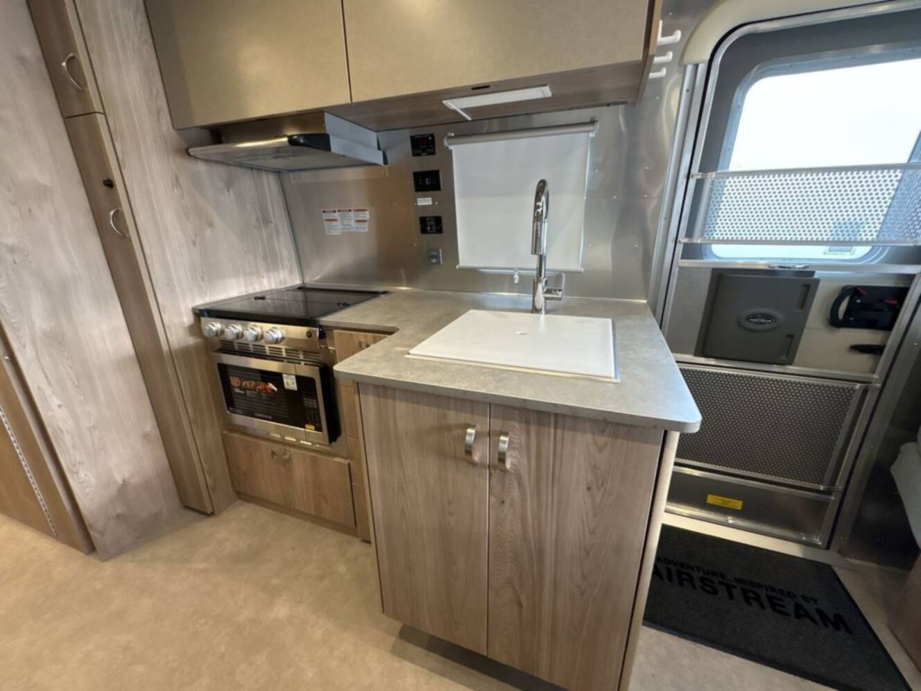 A photo of this 2027 Airstream Flying Cloud 25FB