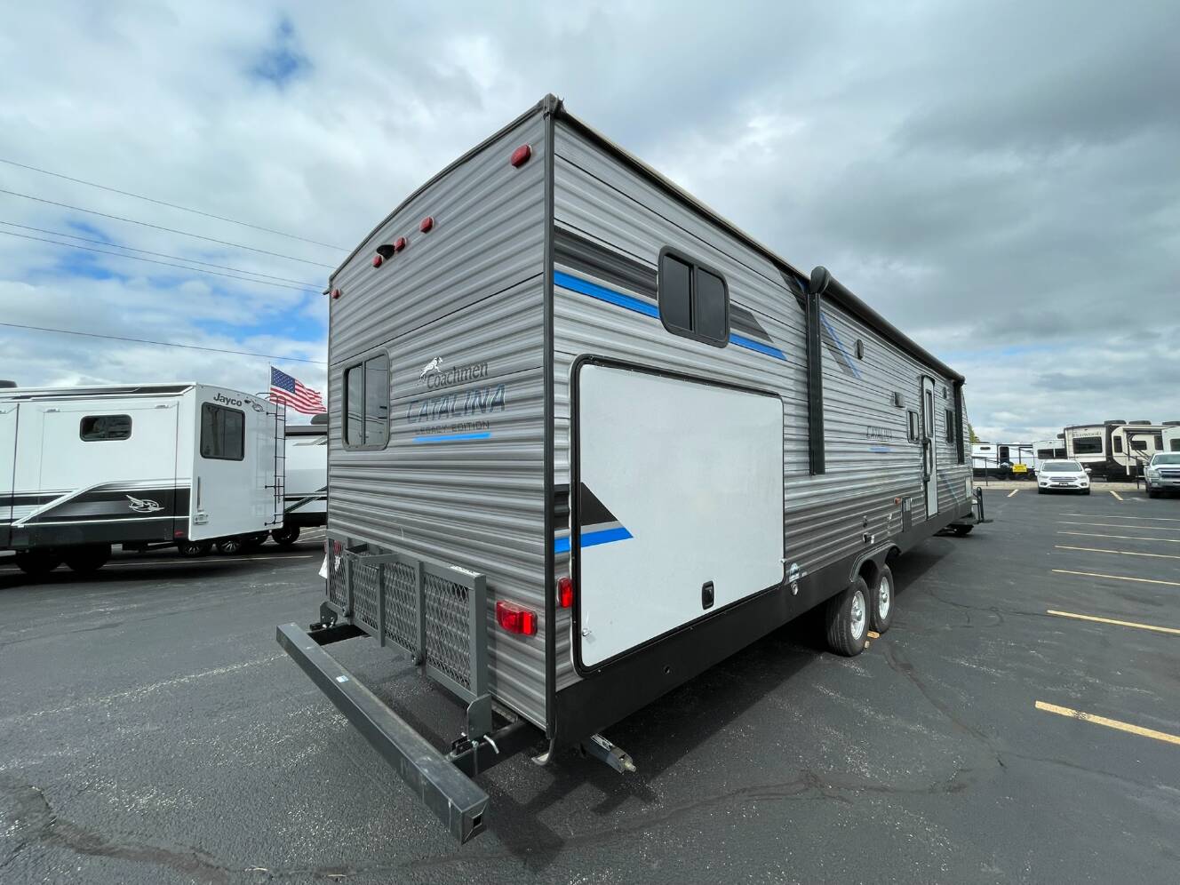 A photo of this 2022 Coachmen CATALINA LEGACY 343BHTS