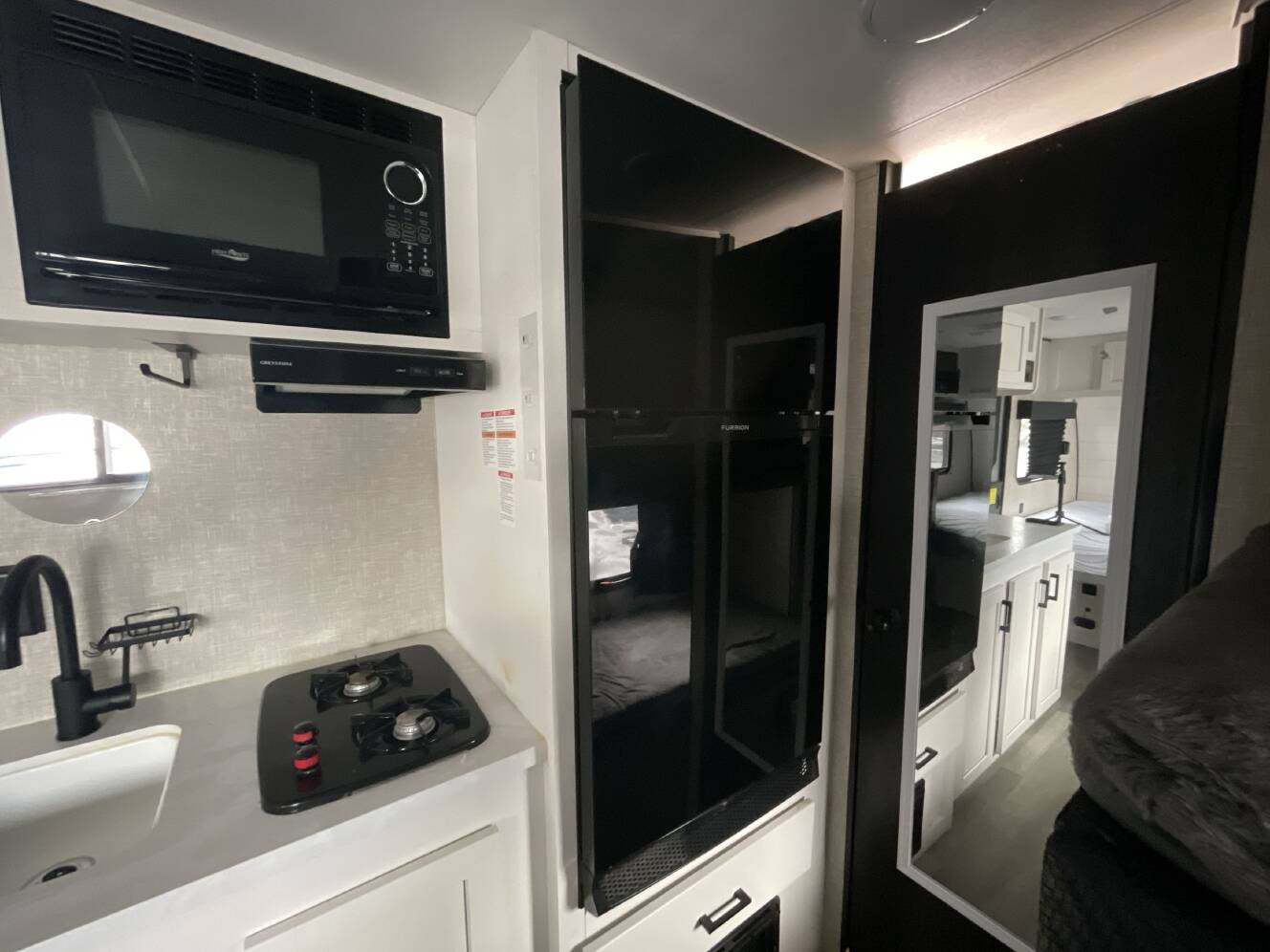 A photo of this 2024 Jayco JAY FLIGHT SLX 184BS