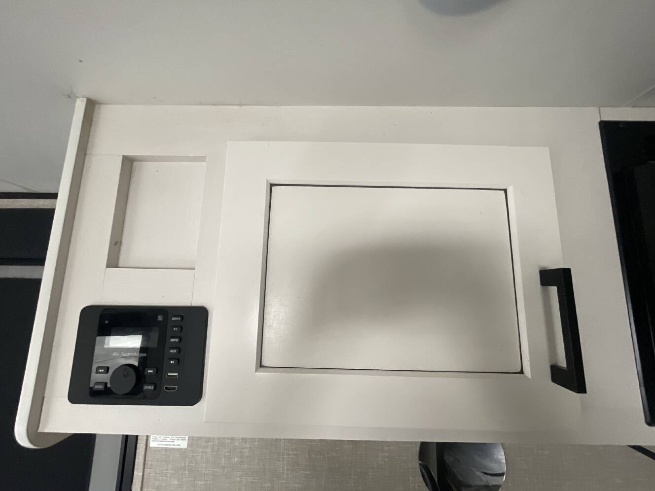 A photo of this 2024 Jayco JAY FLIGHT SLX 184BS