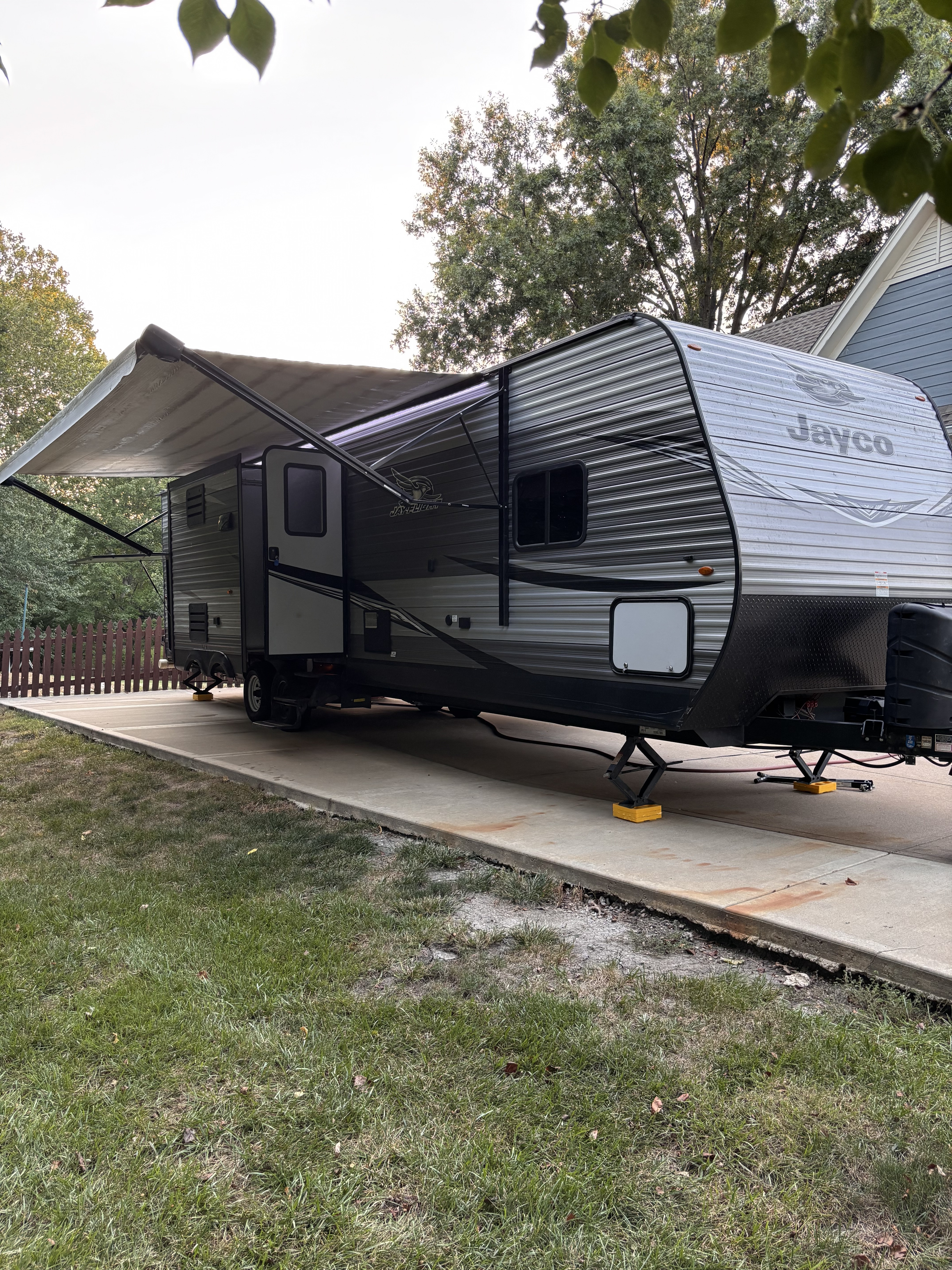 2020 Jayco JAY FLIGHT 33RBTS in leawood KS