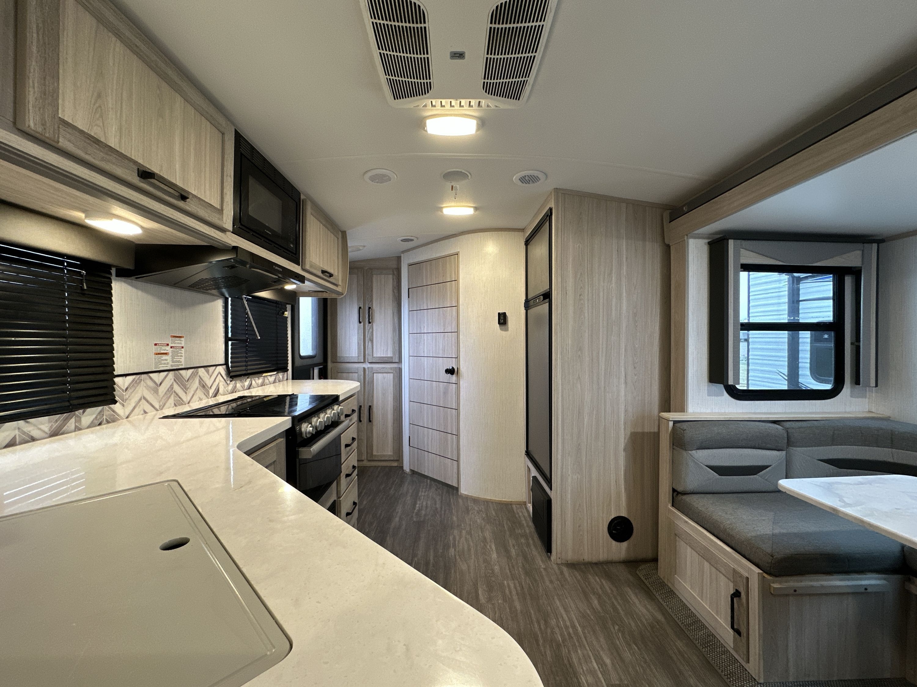 2022 Cruiser Rv TWILIGHT SIGNATURE 2100 TW 2100 in bowling green KY