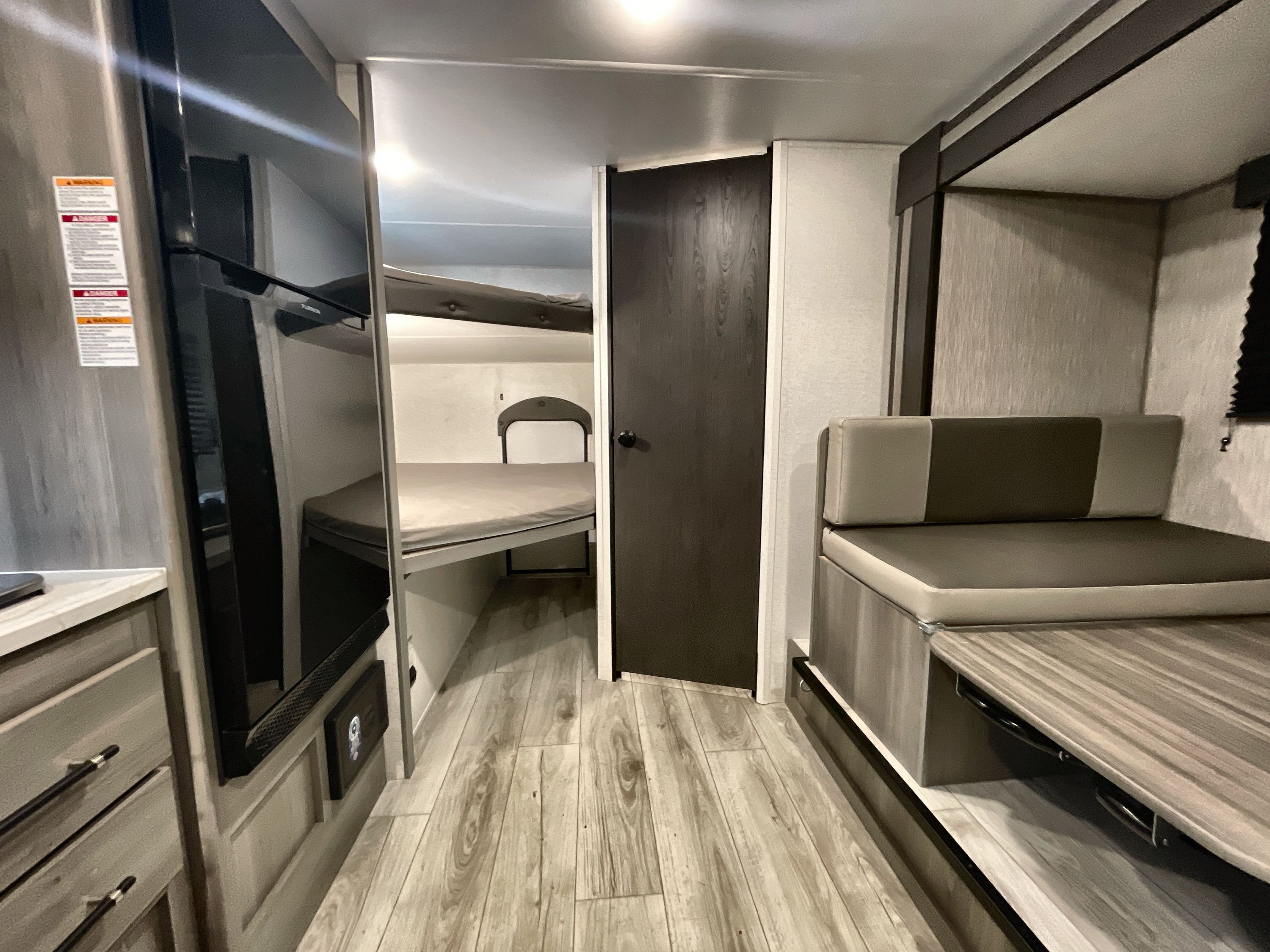 2025 Keystone HIDEOUT SPORT 181BH in hugo MN