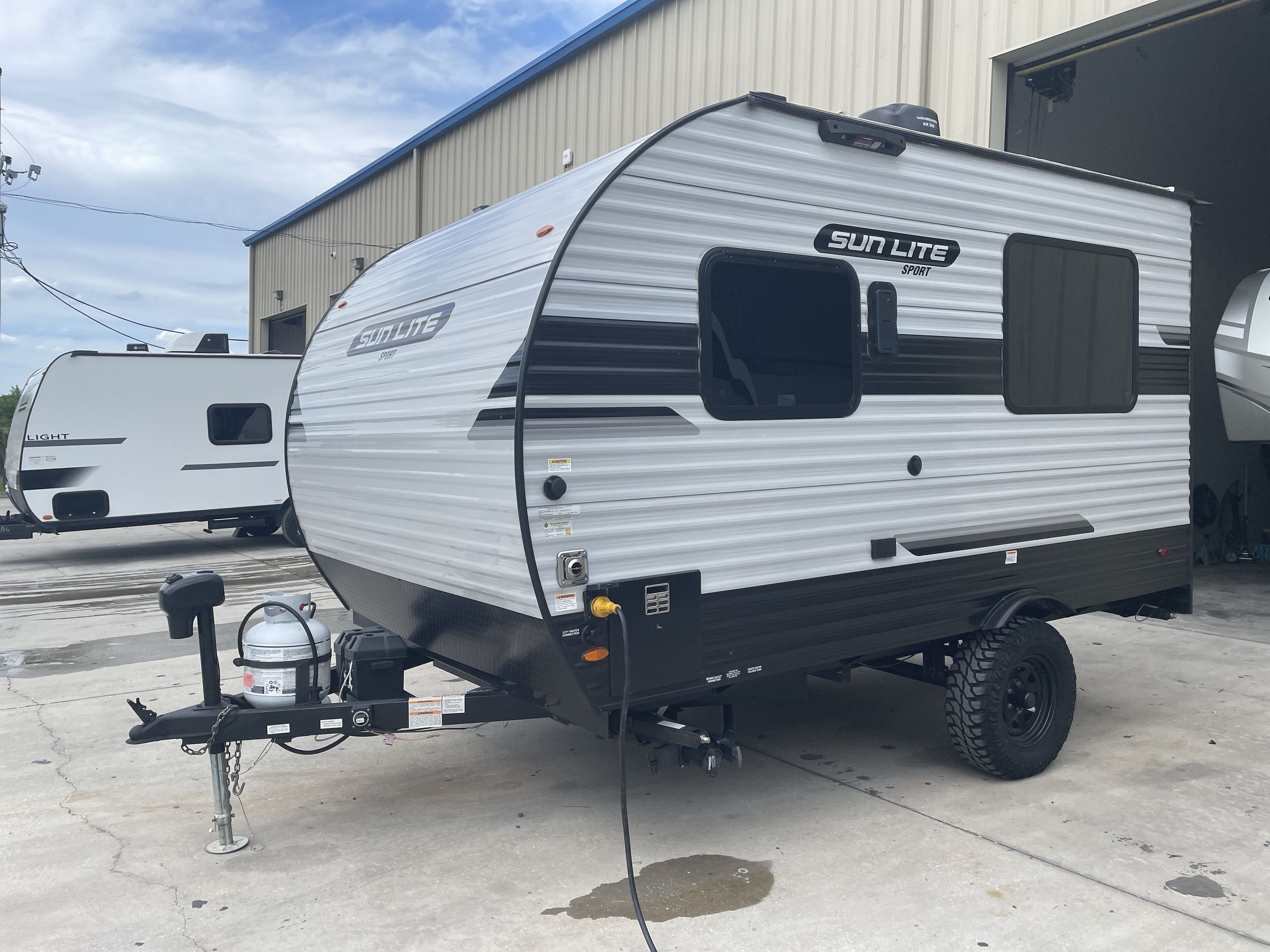 2025 Sunset Park Rv SUN LITE 14TH Travel Trailer Toy Hauler RV