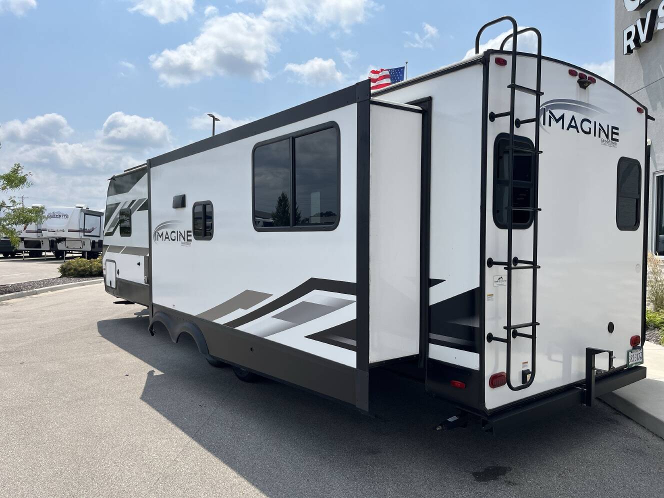 A photo of this 2024 Grand Design IMAGINE 3100RD