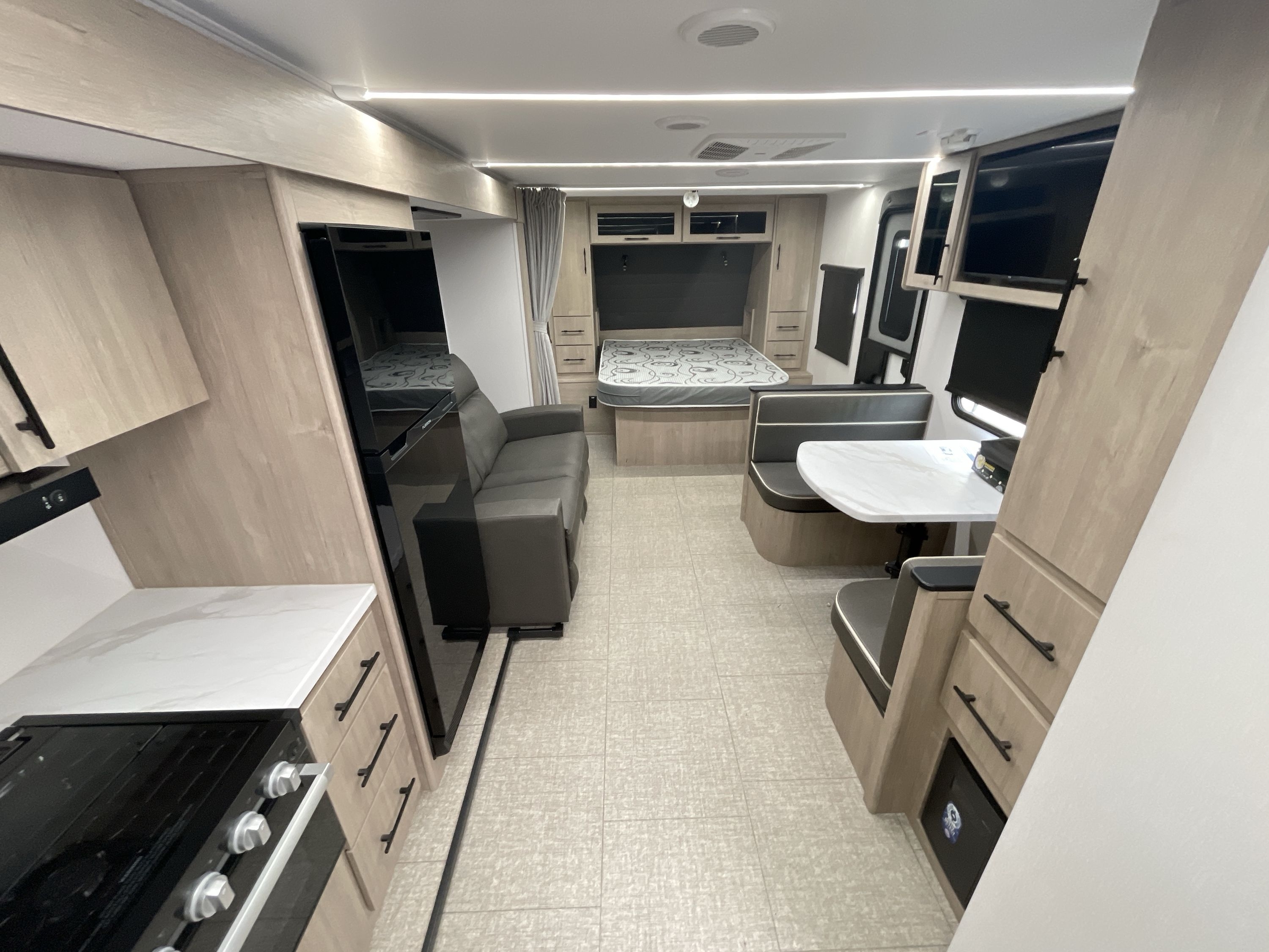 2025 Grand Design IMAGINE XLS 22MLE in eau claire WI