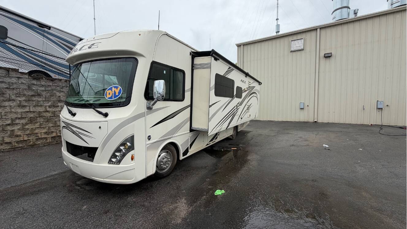 A photo of this 2018 Thor ACE 29.3
