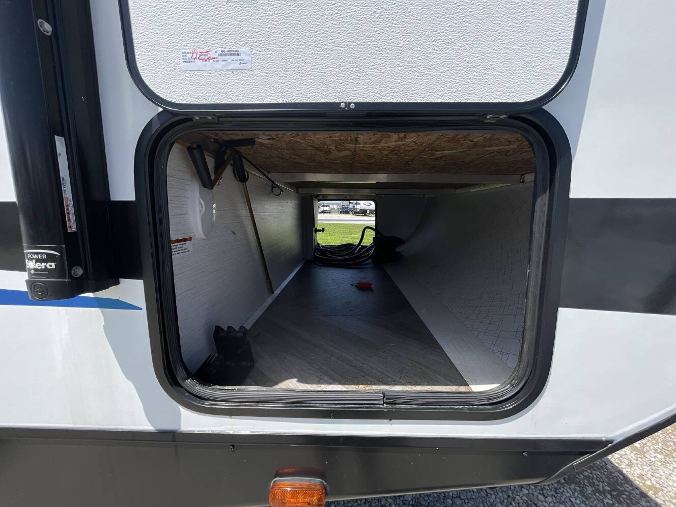 A photo of this 2023 Heartland PROWLER 303SBH