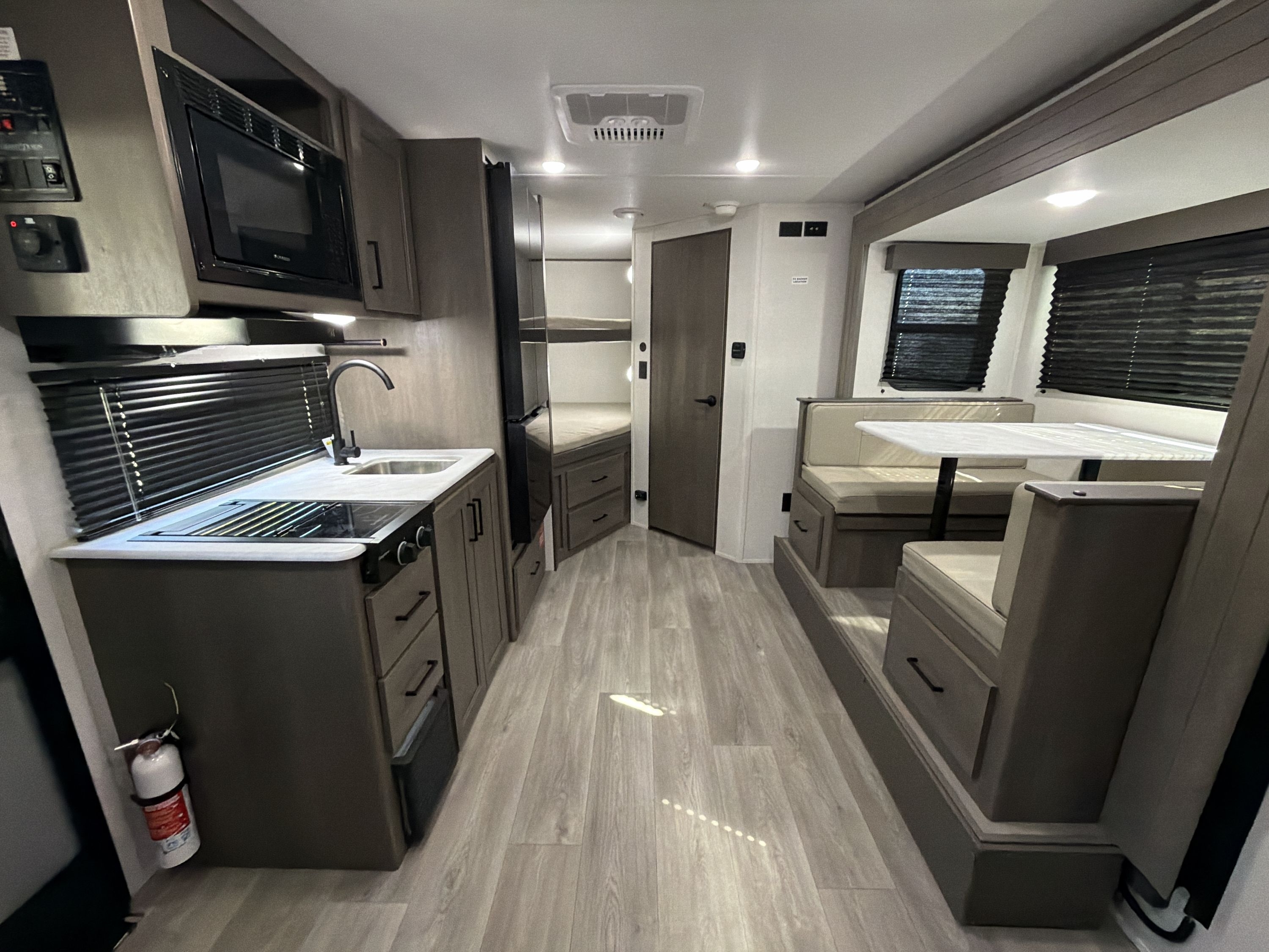 2026 Grand Design TRANSCEND ONE 161BH in west boylston MA