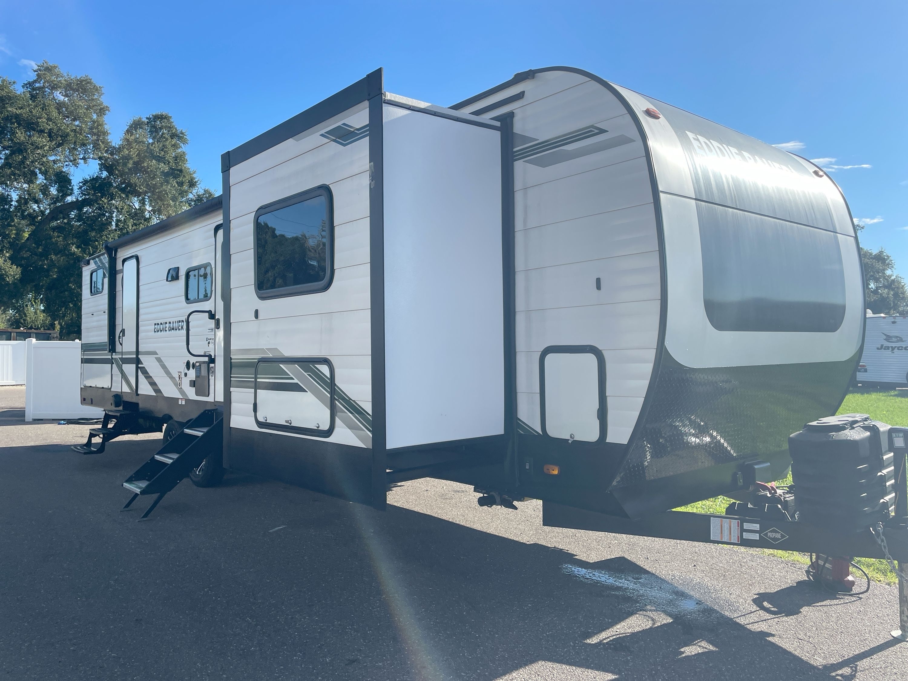 2025 Heartland EDDIE BAUER 34BHS in dover FL