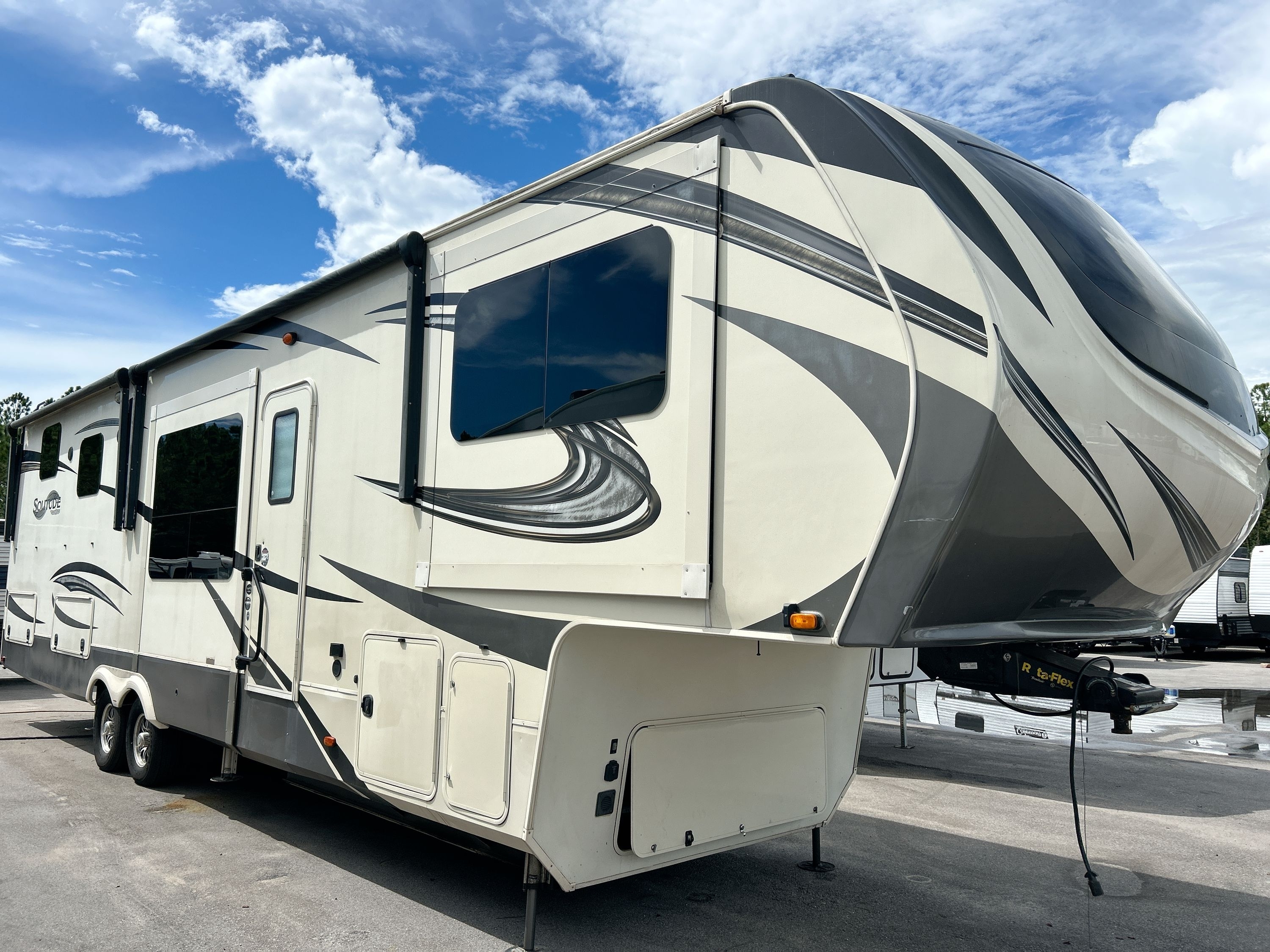 2019 Grand Design SOLITUDE 380FL in gulf breeze FL