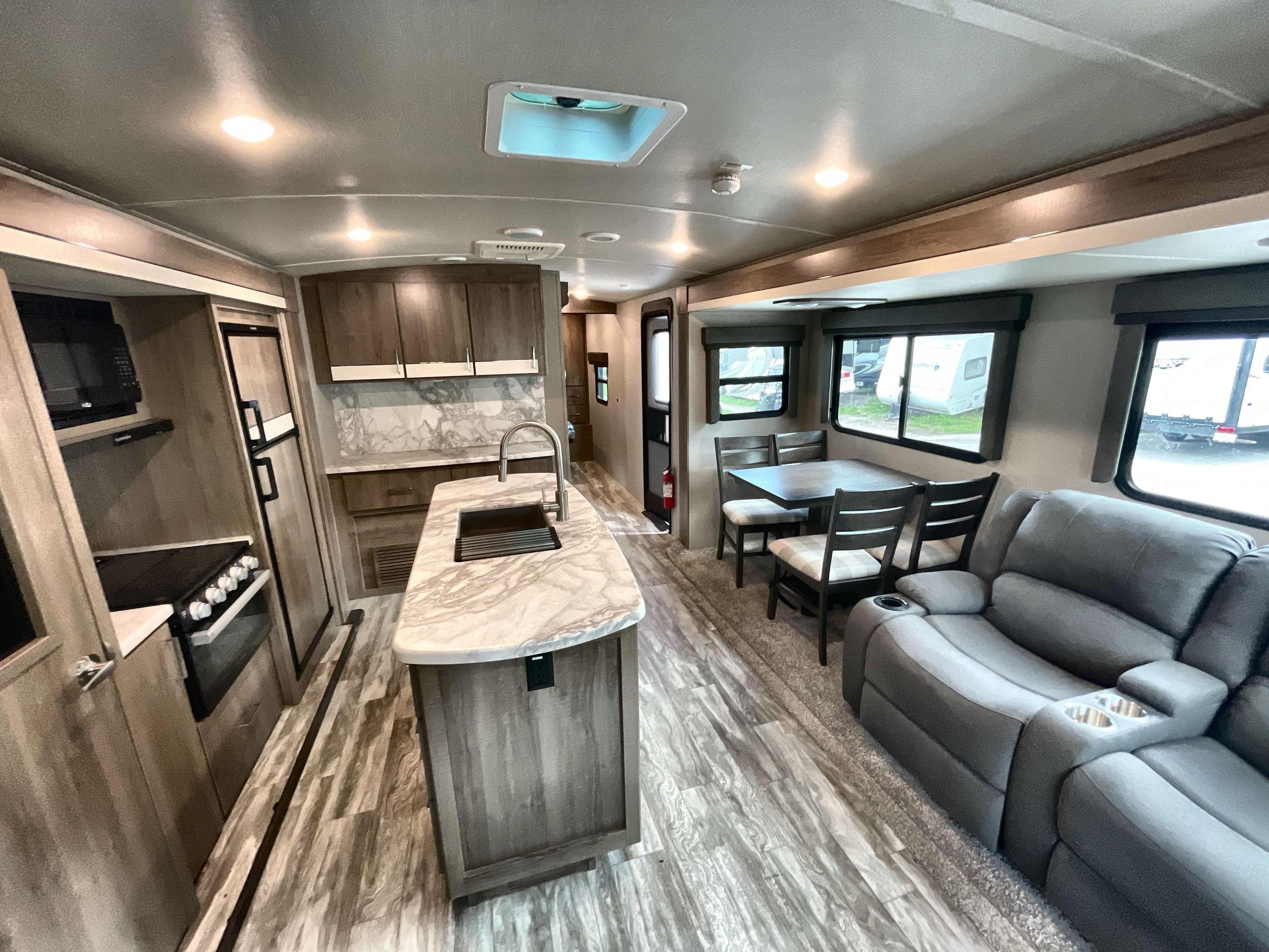 2021 Grand Design IMAGINE 2970RL in kissimmee FL