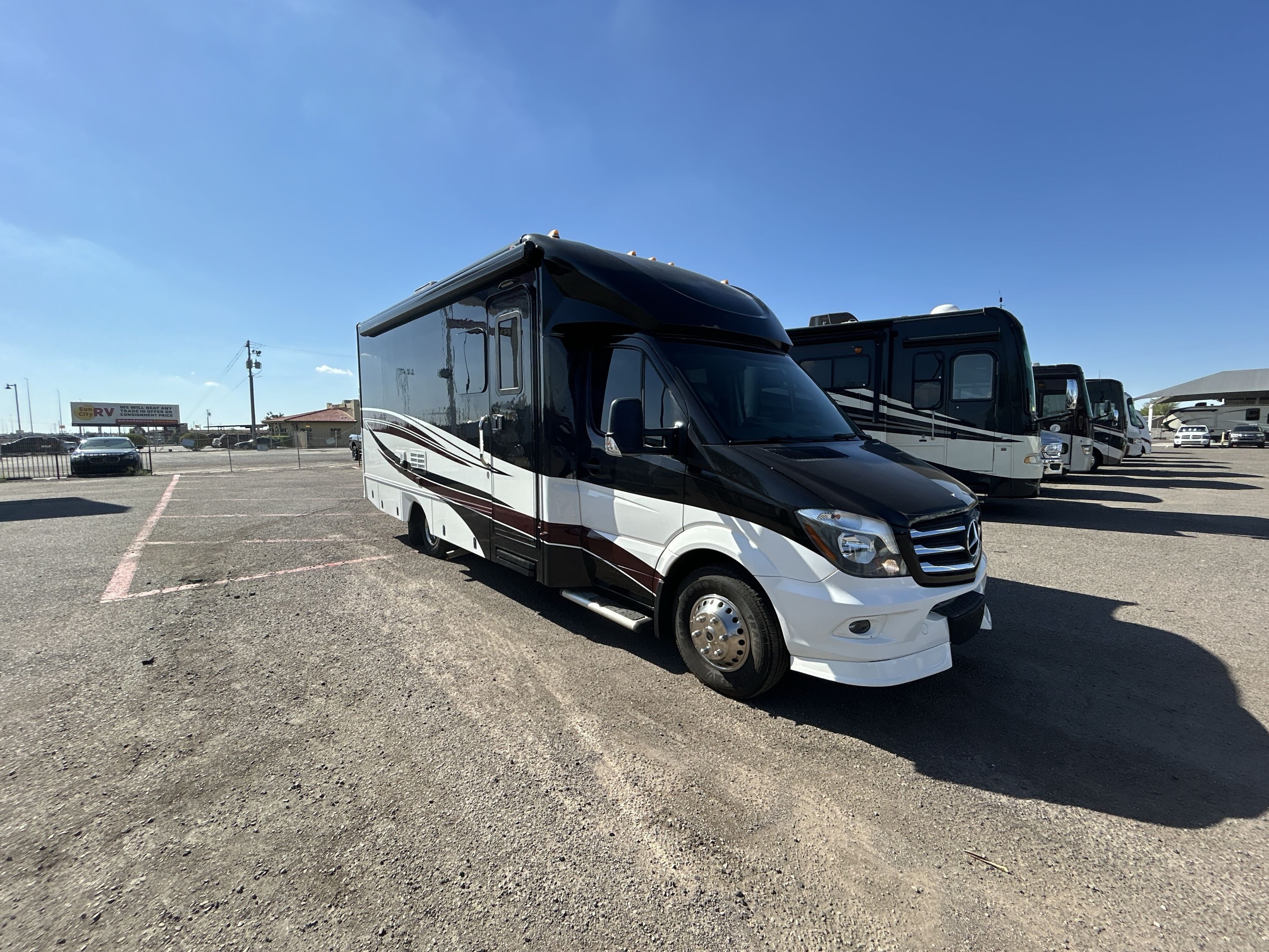 2015 Renegade VILLAGIO 25HAB in el mirage AZ
