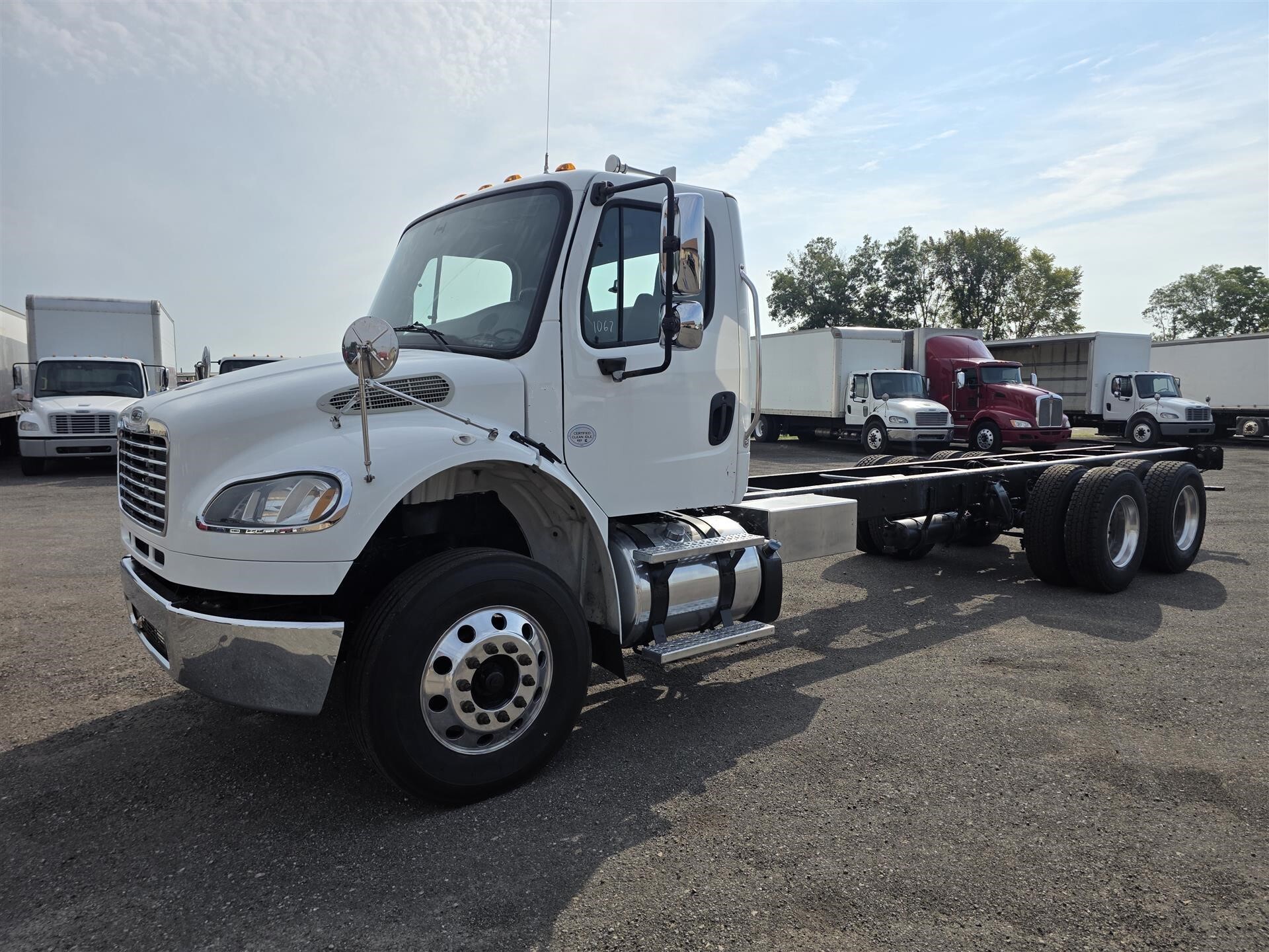 2018 FREIGHTLINER BUSINESS CLASS M2 106 in Laotto, IN