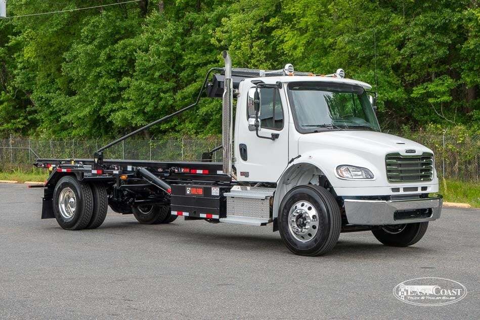 2027 FREIGHTLINER BUSINESS CLASS M2 106 in Portsmouth, VA