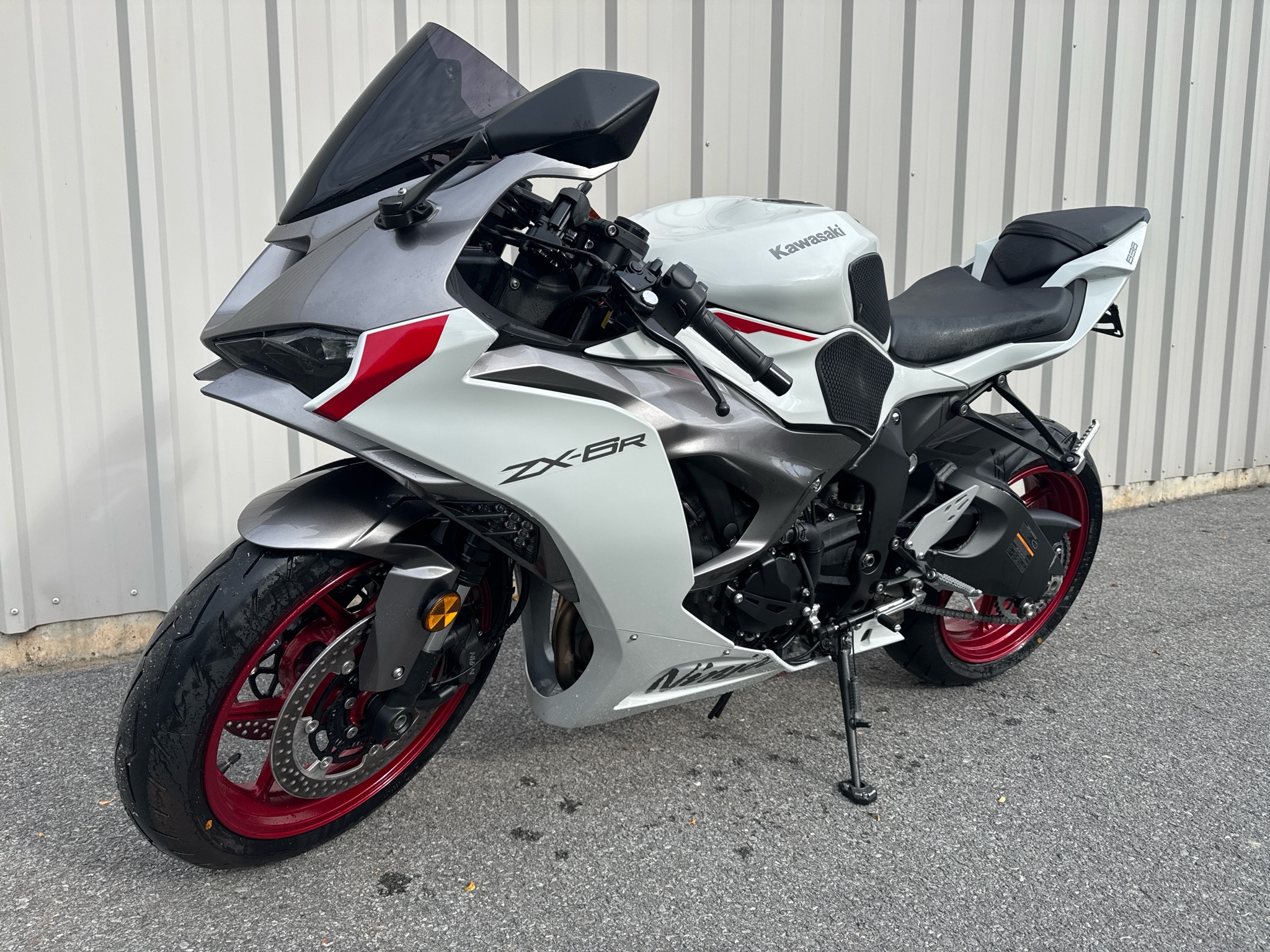 2025 Kawasaki Ninja® ZX™-6R BASE in Queensbury, NY