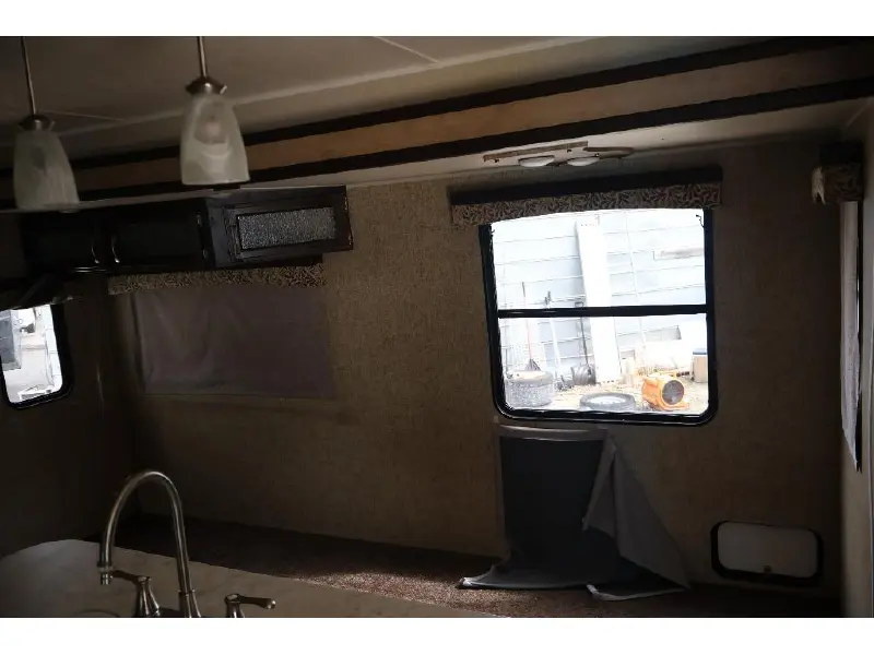2016 FOREST RIVER palomino puma 30rlis