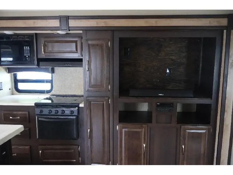 2016 FOREST RIVER palomino puma 30rlis