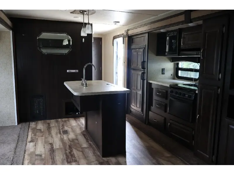 2016 FOREST RIVER palomino puma 30rlis