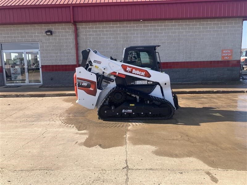 2024 BOBCAT T86 in Burlington, IA