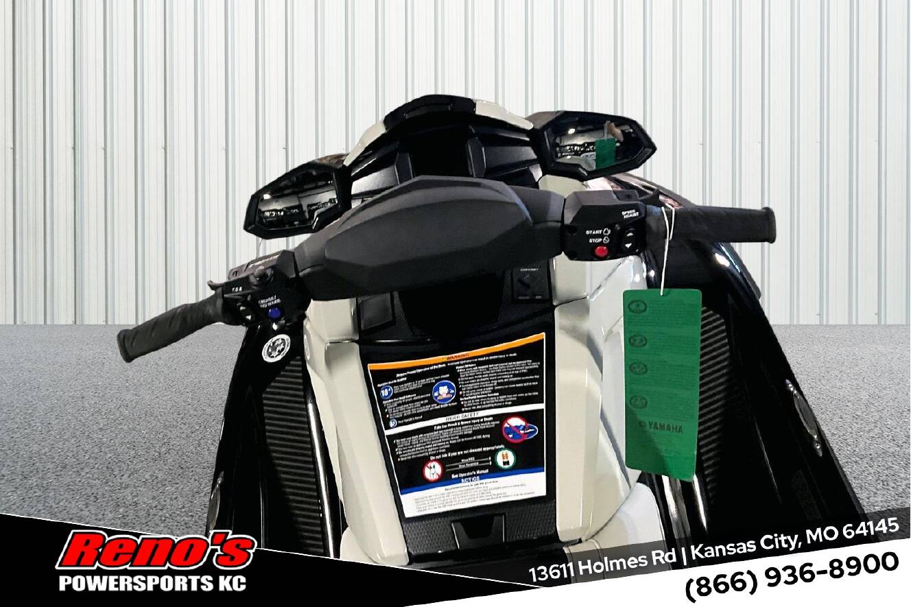 A photo of this 2026 Yamaha Waverunner Vx