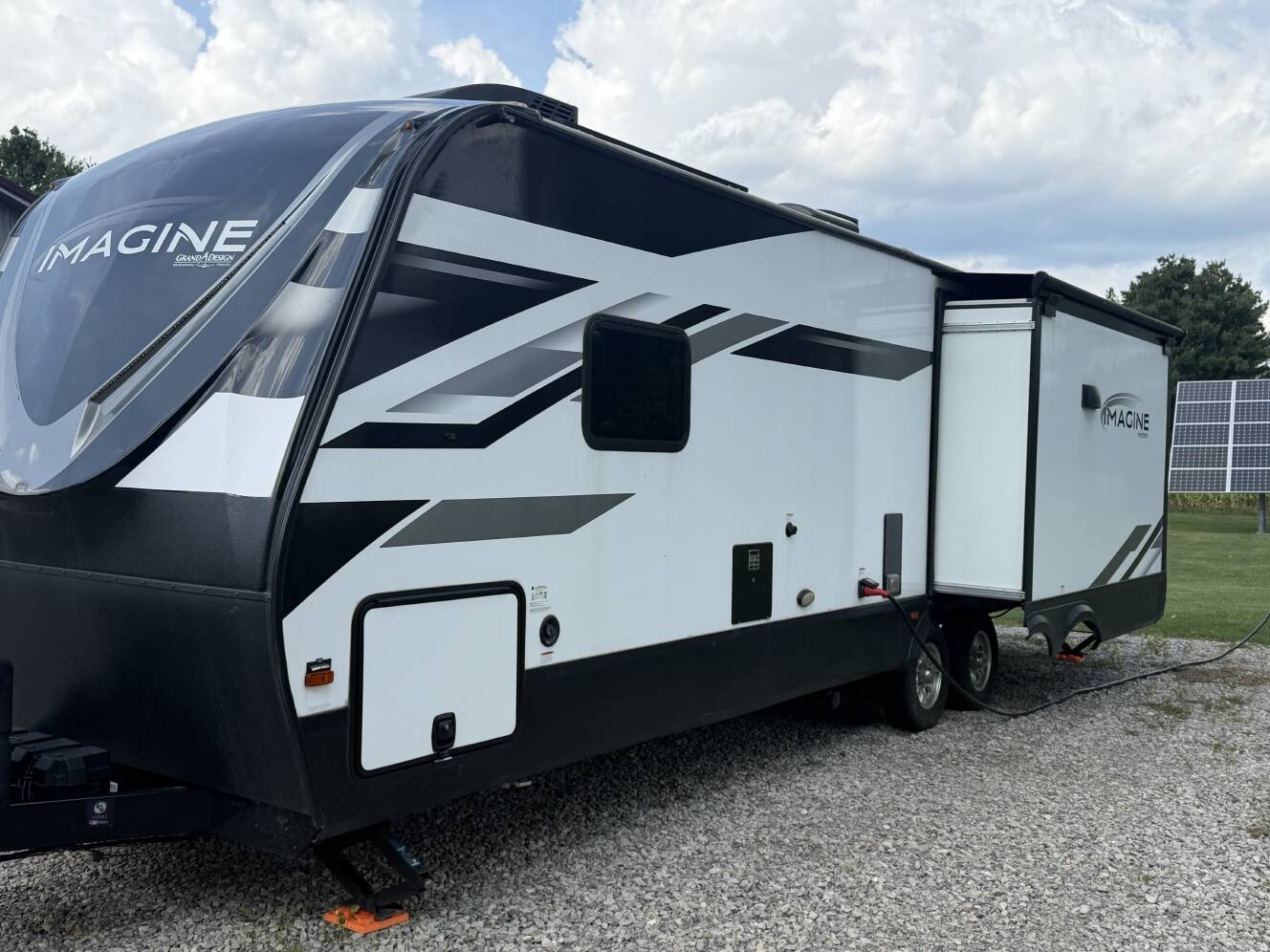 A photo of this 2022 Grand Design IMAGINE 2970RL