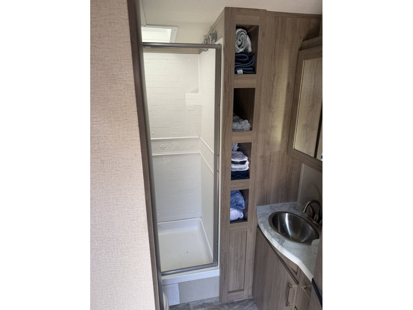 A photo of this 2022 Grand Design IMAGINE 2970RL