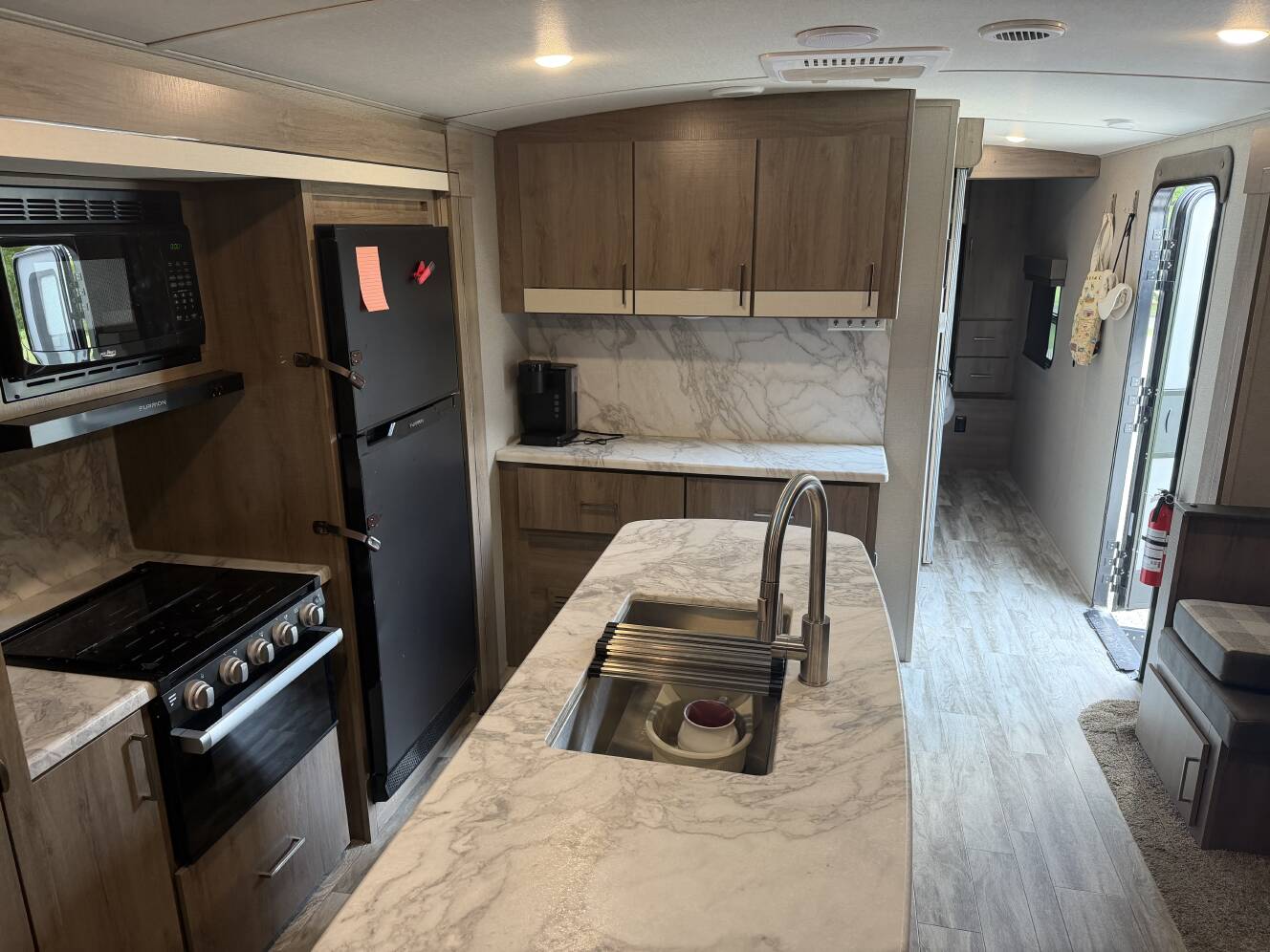 A photo of this 2022 Grand Design IMAGINE 2970RL