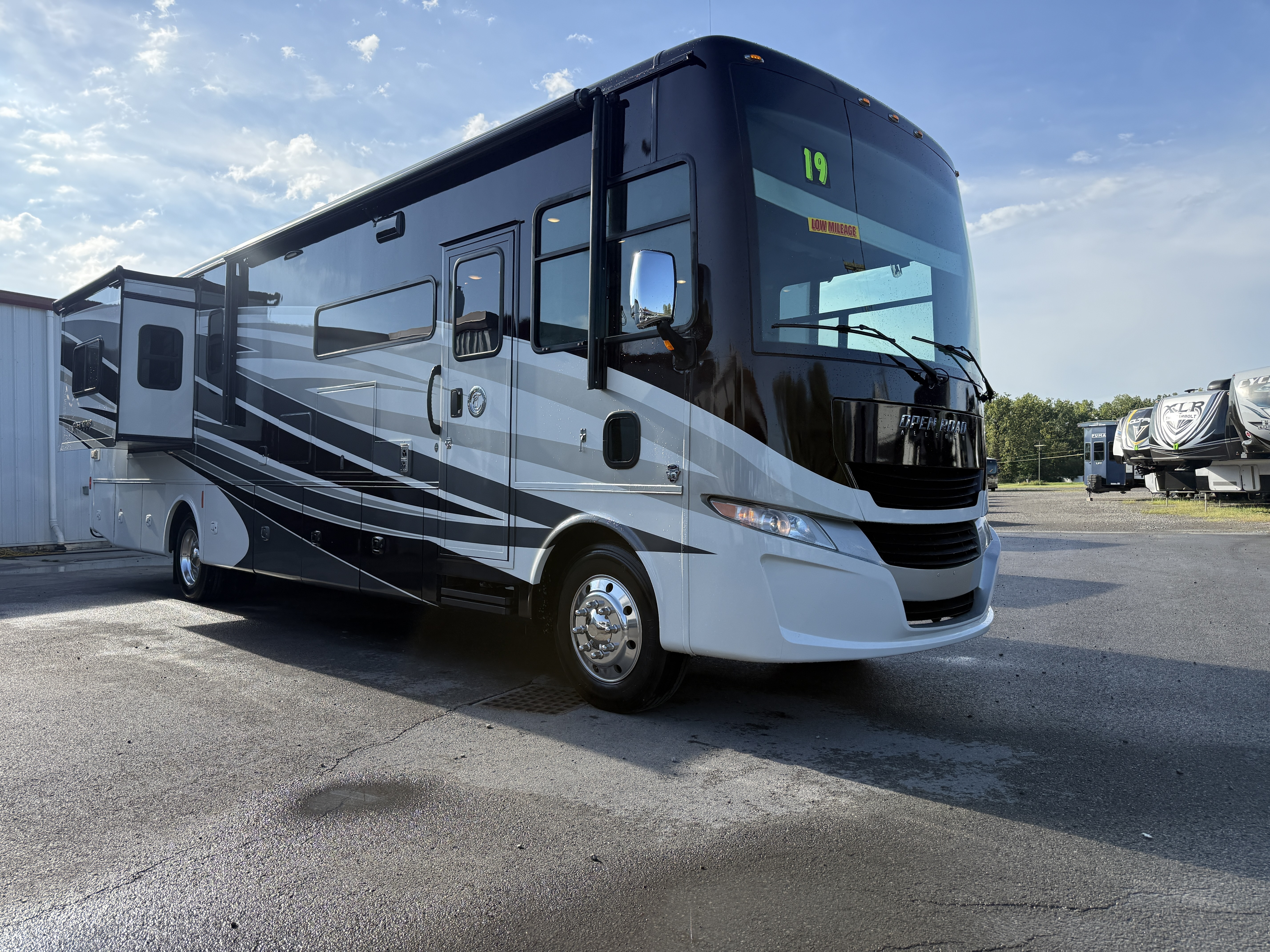2019 Tiffin Motorhomes ALLEGRO OPEN ROAD 36UA in findlay OH