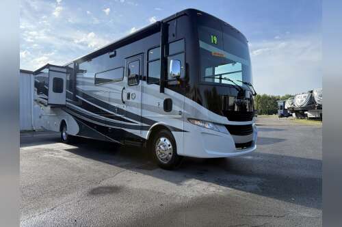 2019 Tiffin Motorhomes ALLEGRO OPEN ROAD 36UA in findlay OH