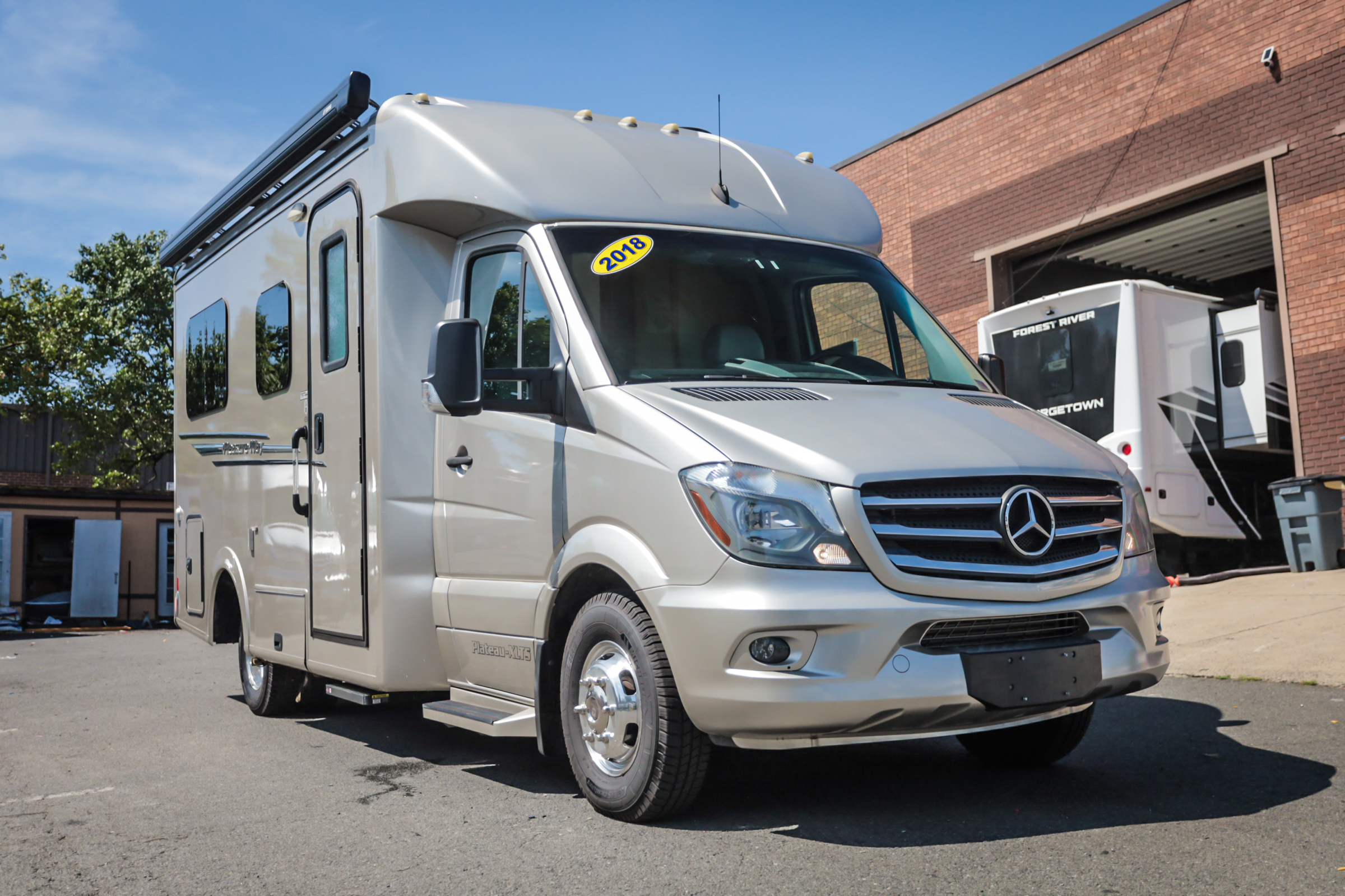 2018 Pleasure Way PLATEAU XLTS in herndon VA